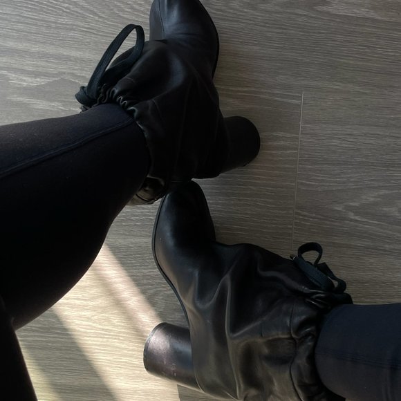 Maison Margiela Tabi Boot With Drawstring - Picture 7 of 9